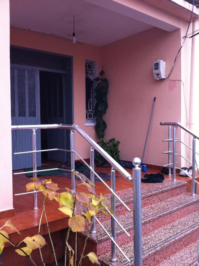 Florians Guesthouse Shkoder Ngoại thất bức ảnh