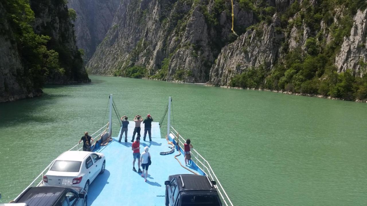 Florians Guesthouse Shkoder Ngoại thất bức ảnh